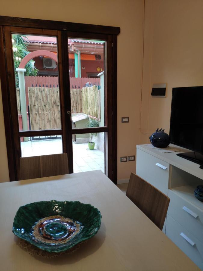 La Casa Dei Poeti Villa Villasimius Bagian luar foto