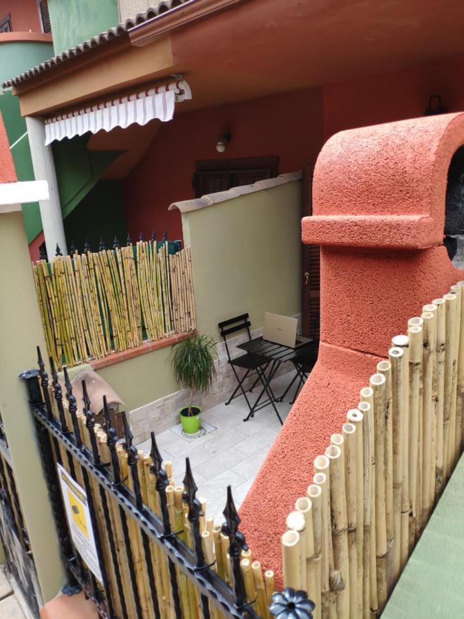 La Casa Dei Poeti Villa Villasimius Bagian luar foto