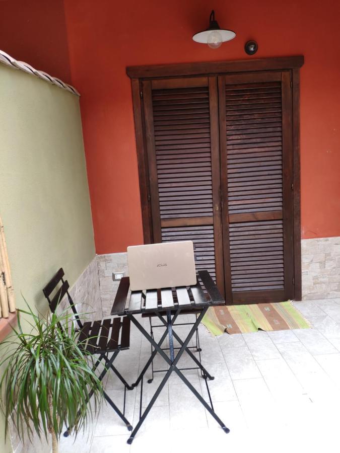 La Casa Dei Poeti Villa Villasimius Bagian luar foto